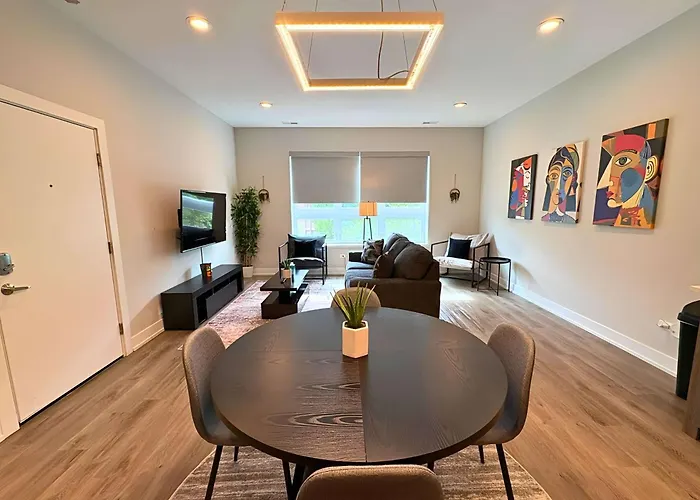 Sleek Style 3br Haven - Free Parking - Ashland 2n Appartement *